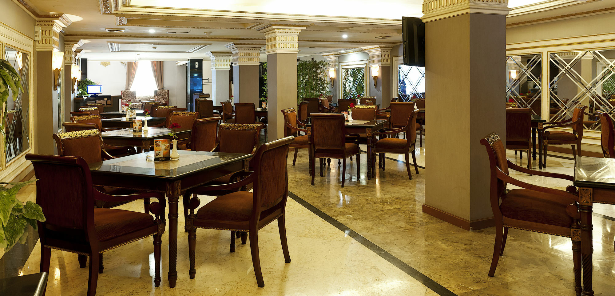 Olympic Hotel Yakarta Exterior foto