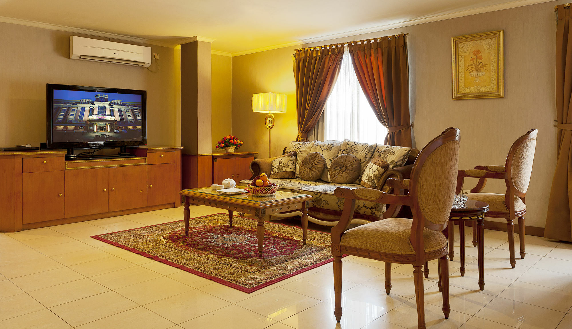 Olympic Hotel Yakarta Exterior foto